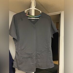 Scrub top gray